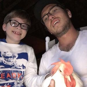 Meet your Posher, Damien